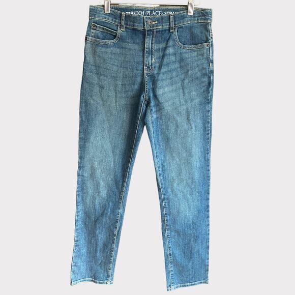 The Children's Place Stretch Straight Boys Size 14 Blue Denim Jeans NWT NEW - Picture 1 of 11